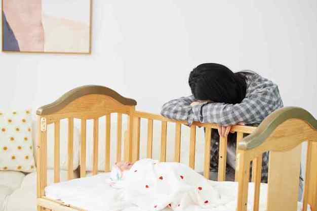 澳门管家婆100%精准天天和爸爸带娃患产后抑郁与爸爸带娃患产后抑郁怎么办